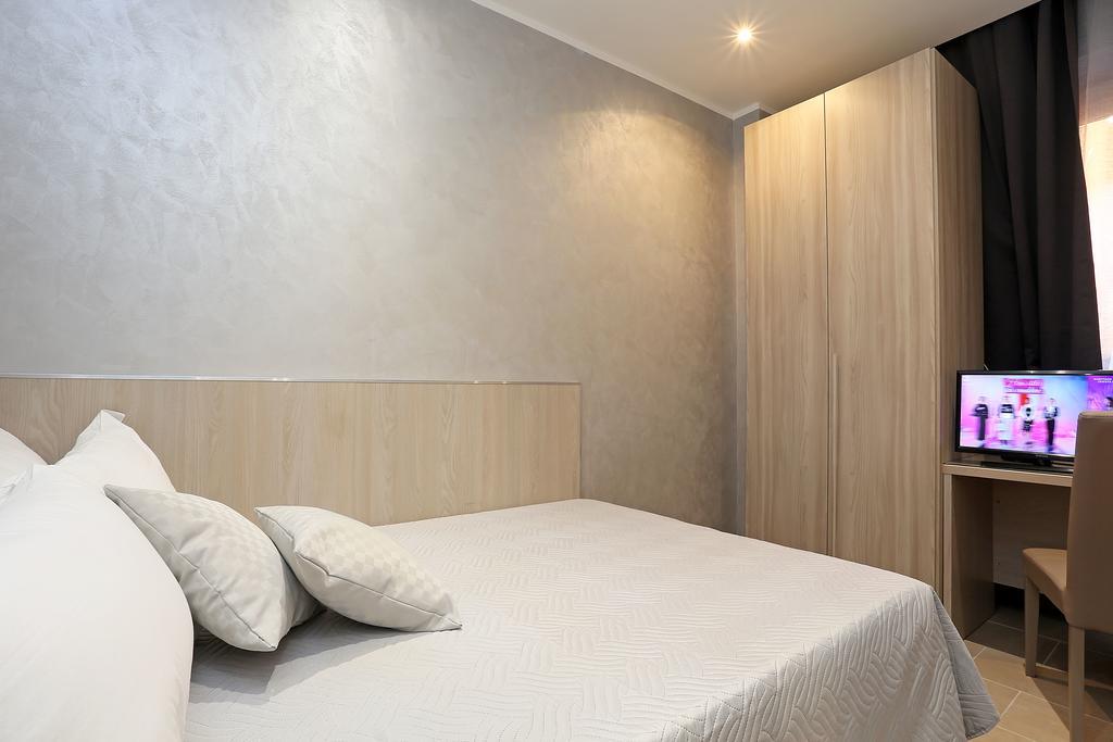 Adorasuite 2 Roma Ngoại thất bức ảnh