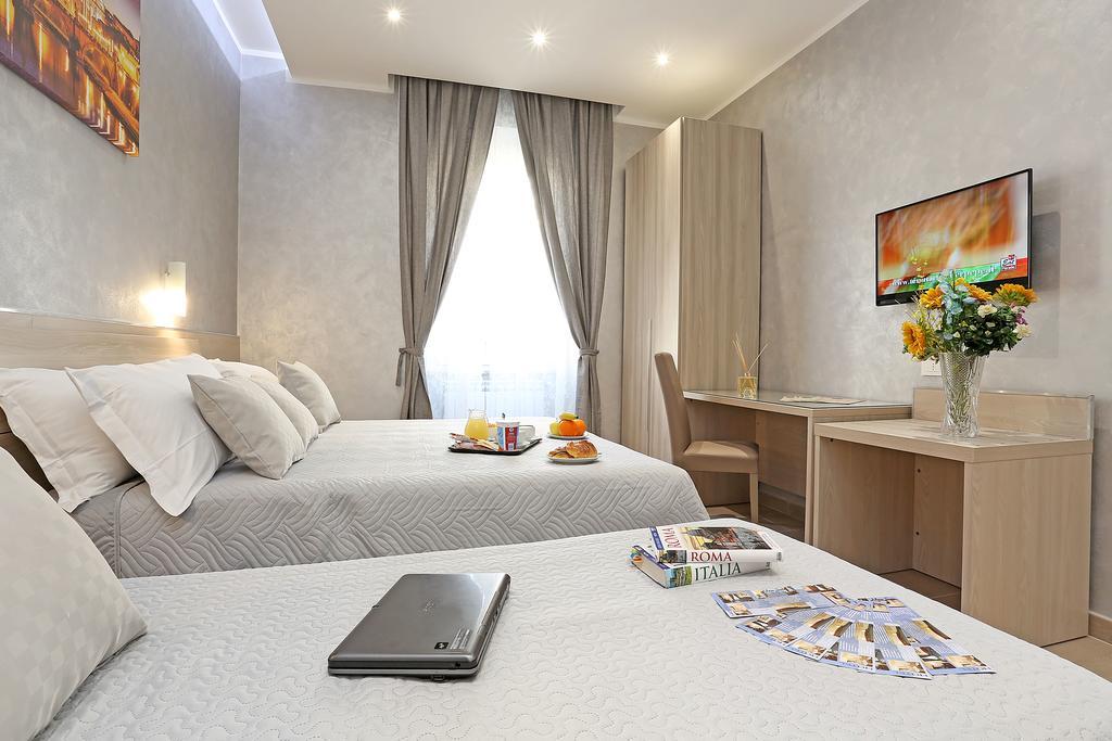 Adorasuite 2 Roma Ngoại thất bức ảnh