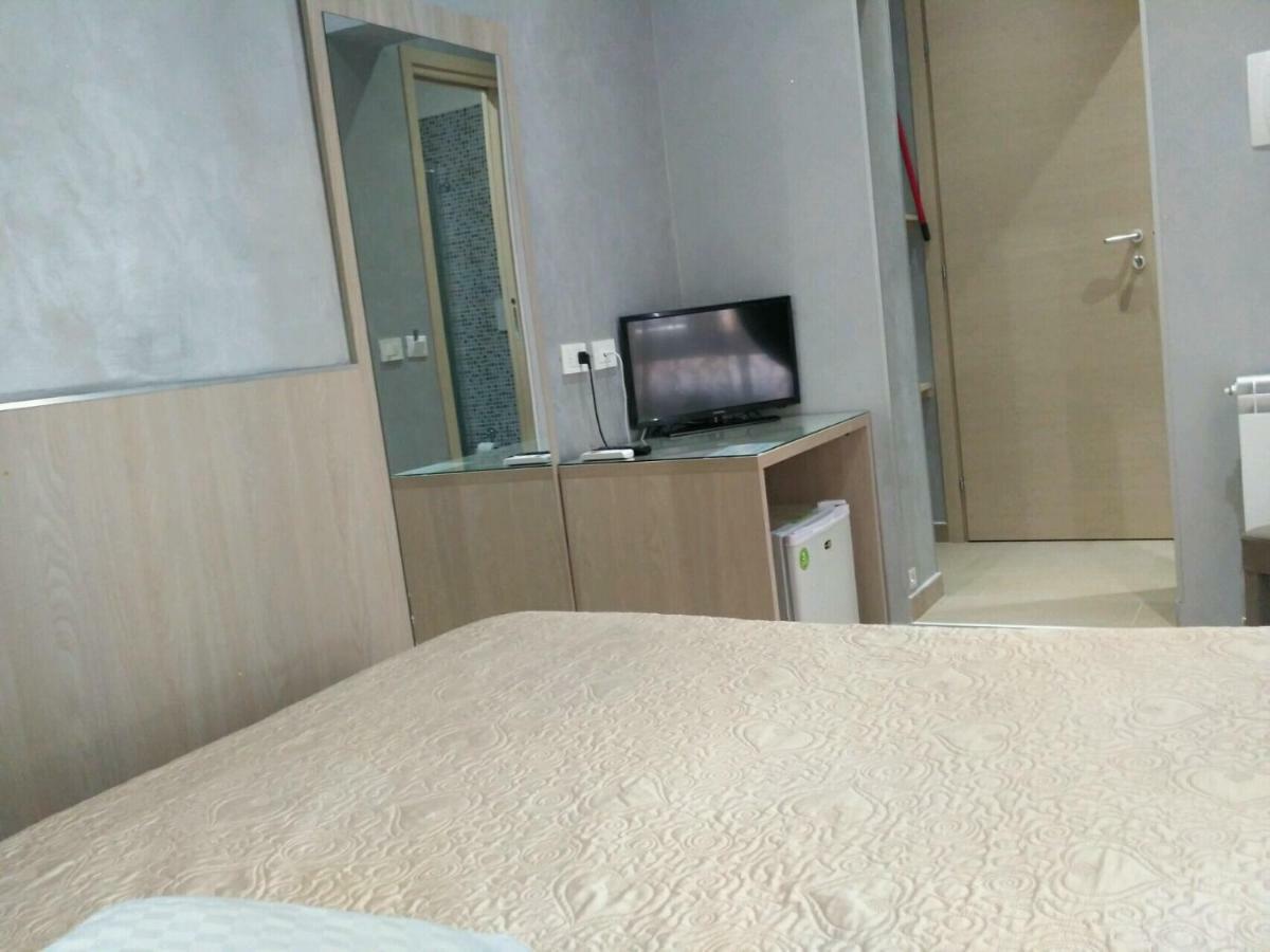 Adorasuite 2 Roma Ngoại thất bức ảnh